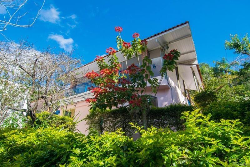 Hospedagem Vila Rica - 500M Do Centro De Cunha Sp Exterior photo